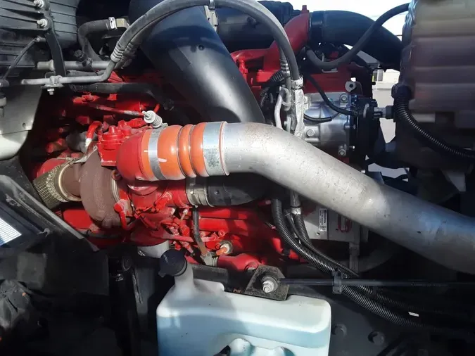 2019 NAVISTAR INTERNATIONAL LT625 DAYCAB T/A