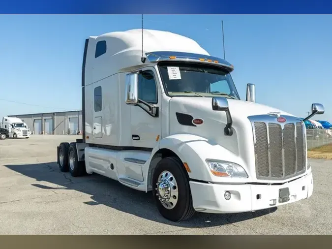 2022 PETERBILT 579