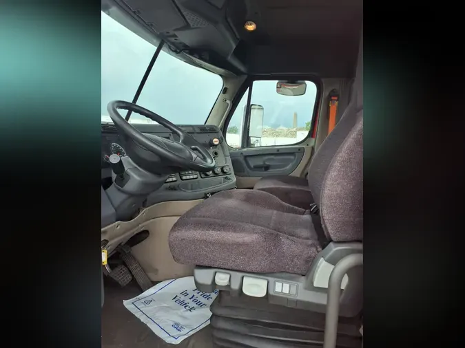 2018 FREIGHTLINER CASCADIA 125