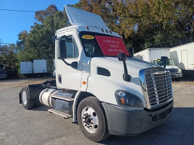 2018 FREIGHTLINER/MERCEDES CASCADIA 113