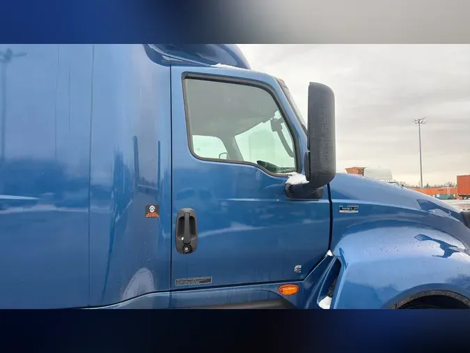 2023 International LT62F