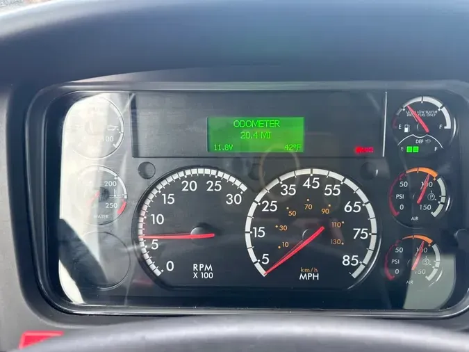 2019 FREIGHTLINER/MERCEDES M2 106