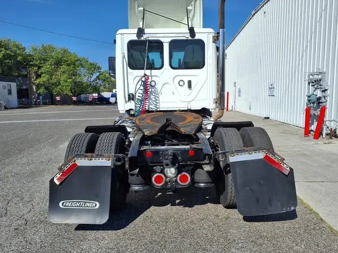 2020 FREIGHTLINER/MERCEDES NEW CASCADIA 116