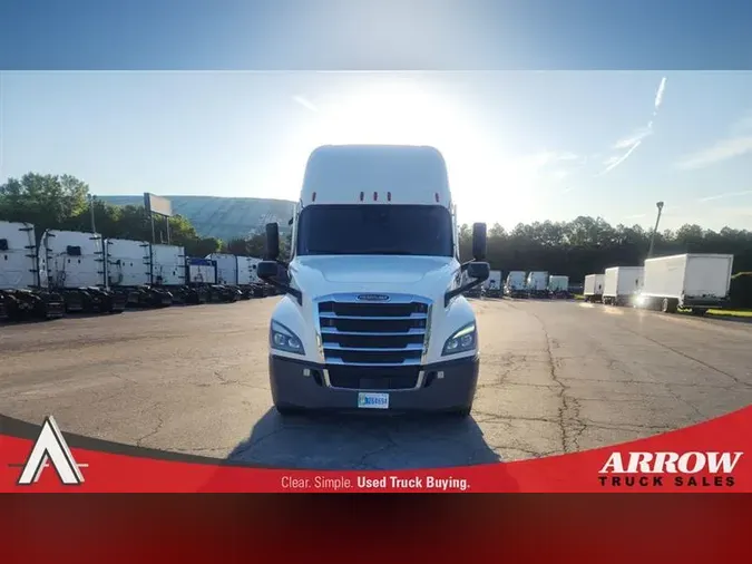 2023 FREIGHTLINER CA126