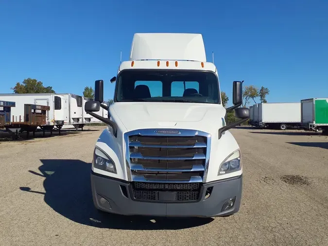 2020 FREIGHTLINER/MERCEDES NEW CASCADIA 116e22627c12f608ddc1e50d20fef4f832a