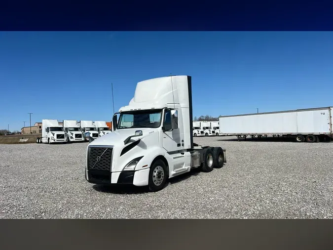 2018 Volvo VNL300