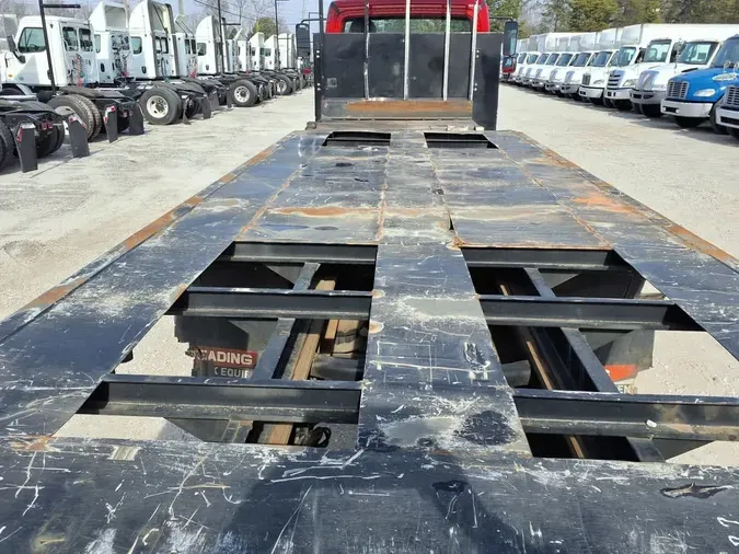 2019 FREIGHTLINER/MERCEDES M2 106