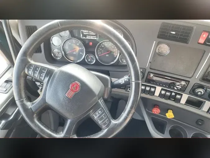 2021 KENWORTH T680