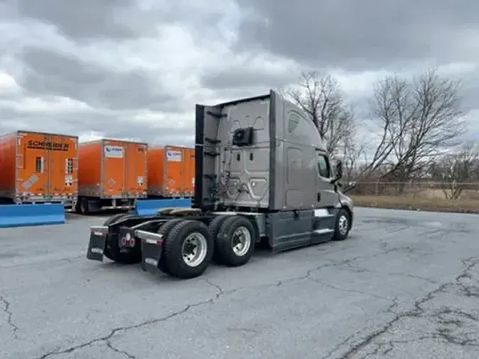 2021 Freightliner Cascadia