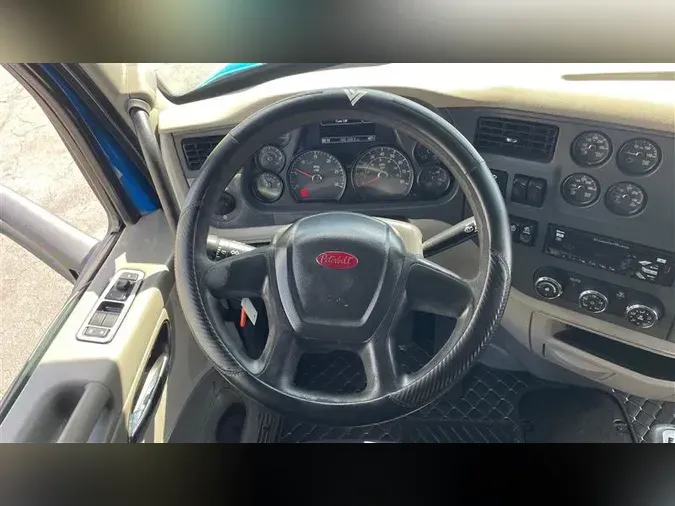 2019 PETERBILT 579