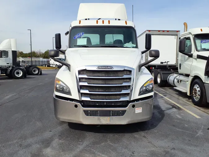 2019 FREIGHTLINER/MERCEDES NEW CASCADIA PX12664