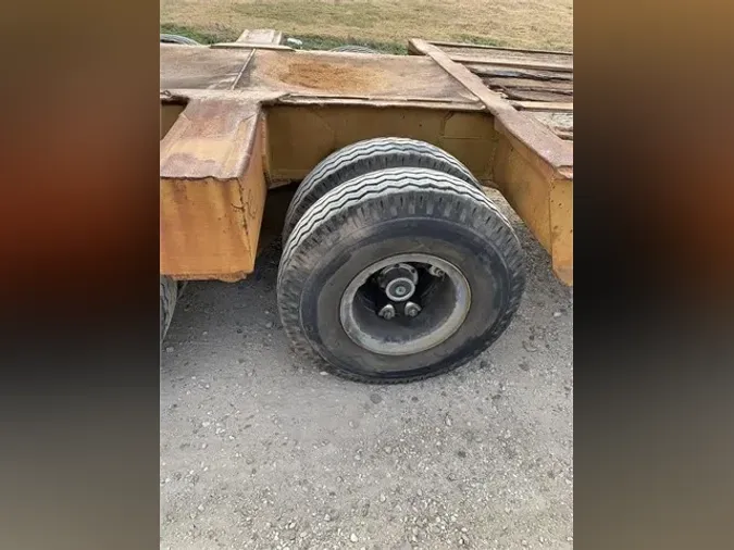 1980 BIRMINGHAM 25 TON LOWBOY