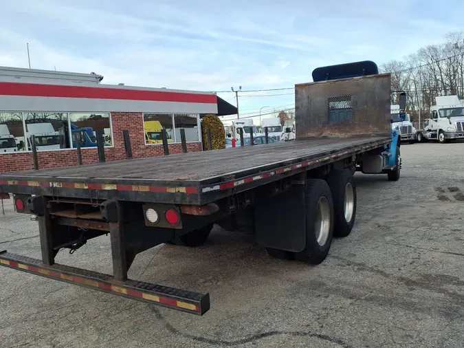 2018 FREIGHTLINER/MERCEDES M2 106