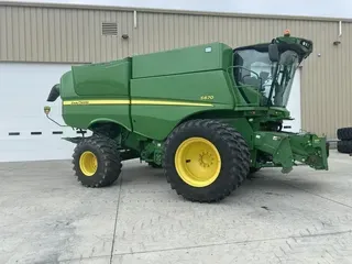 2013 John Deere S670
