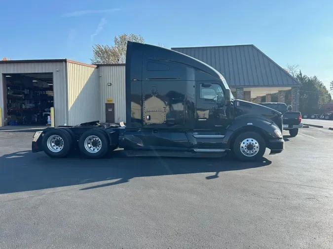 2021 Kenworth T680