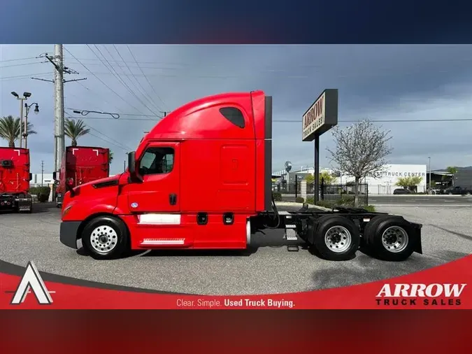 2022 FREIGHTLINER CA126