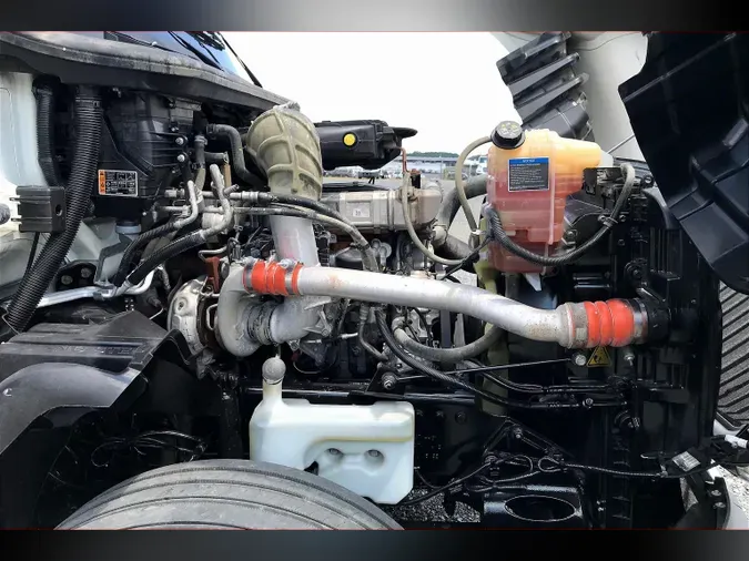 2023 INT LT625 6x4