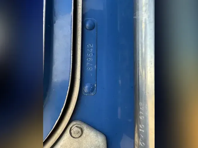 2001 KENWORTH T800e245e1c6384aafc7863c8e0bac8a35be