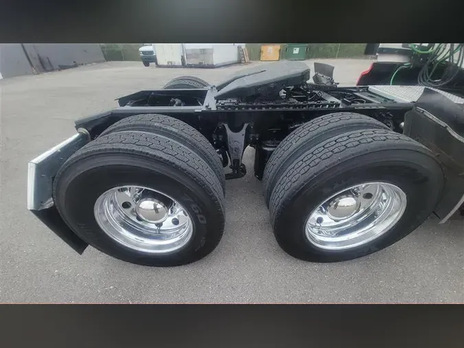 2022 INTERNATIONAL LT625