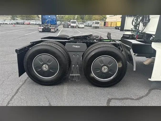 2022 INTERNATIONAL LT625e24871363d5071acb2e257f7940409f0