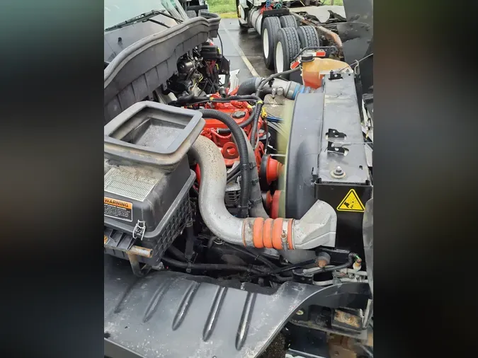 2020 NAVISTAR INTERNATIONAL MV607 (4X2)