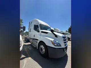 2019 FREIGHTLINER NEW CASCADIA PX12664