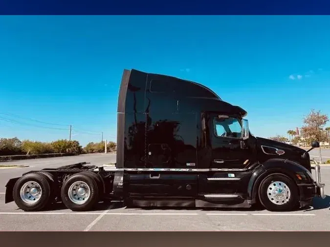 2021 Peterbilt 579e24f50a8cdc1b5e698e53b4660a28226