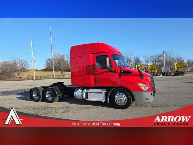 2020 FREIGHTLINER CA116