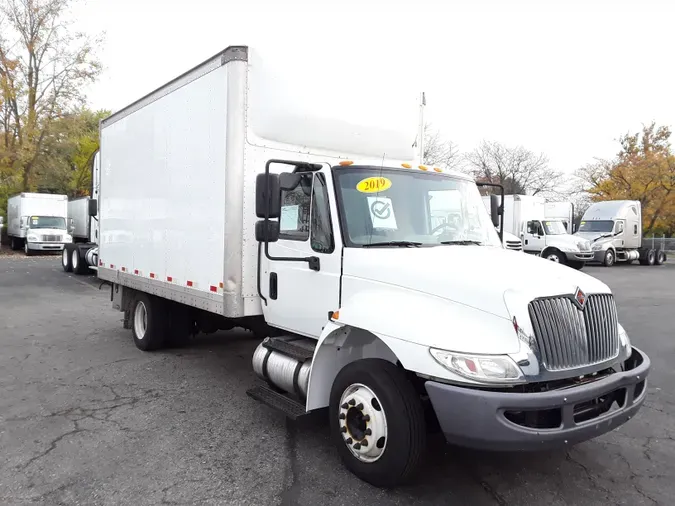 2019 NAVISTAR INTERNATIONAL 4300 LP