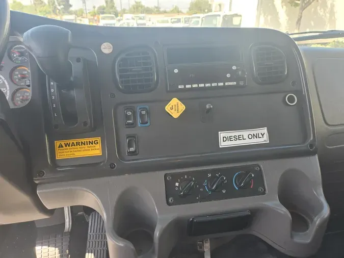 2022 Freightliner Business Class M2 106e257ec73b70b59f70587b4bfae4729ec