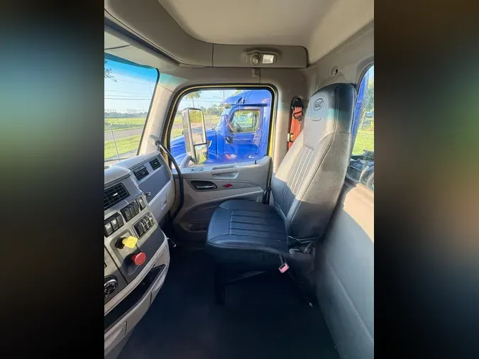 2021 Peterbilt 579