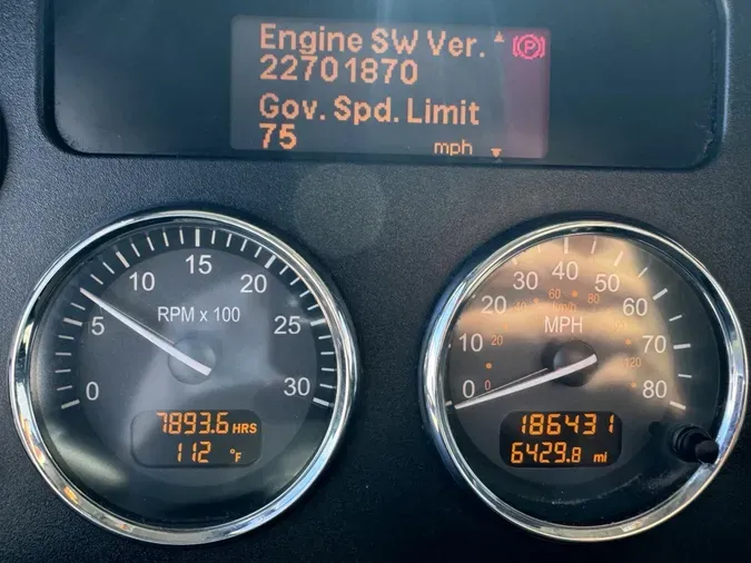 2019 Peterbilt 337