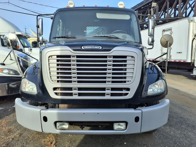 2015 FREIGHTLINER/MERCEDES M2 112