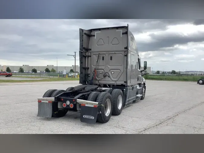 2024 Freightliner Cascadia 126