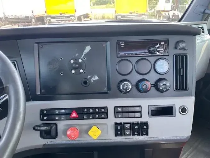 2020 Freightliner Cascadia