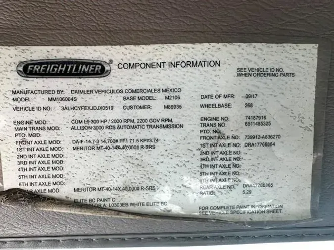 2018 Freightliner Business Class M2 106