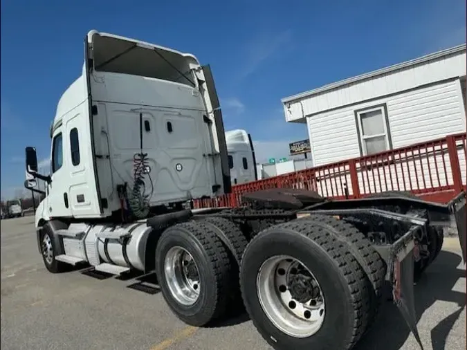 2020 FREIGHTLINER/MERCEDES NEW CASCADIA 116