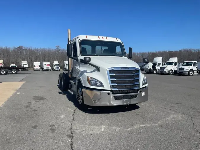 2021 FREIGHTLINER/MERCEDES NEW CASCADIA PX12664