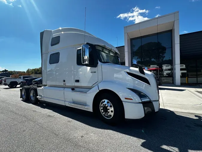 2023 Volvo VNL64T860e26fa1ef8be9868b856e025e901107c8