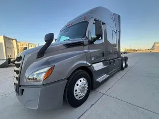 2021 Freightliner New Cascadia 126