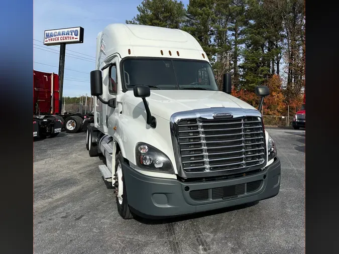 2020 FREIGHTLINER CASCADIAe2738ffaebebca73662bcb8be0a2eb60