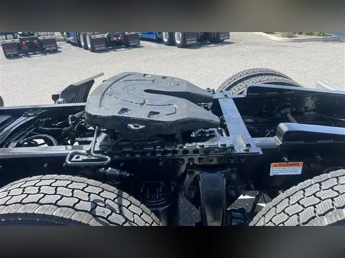 2021 FREIGHTLINER CA126