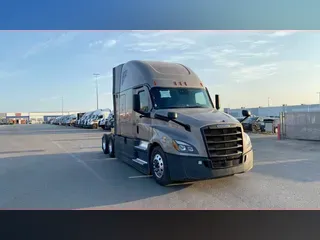 2023 Freightliner Cascadia 126