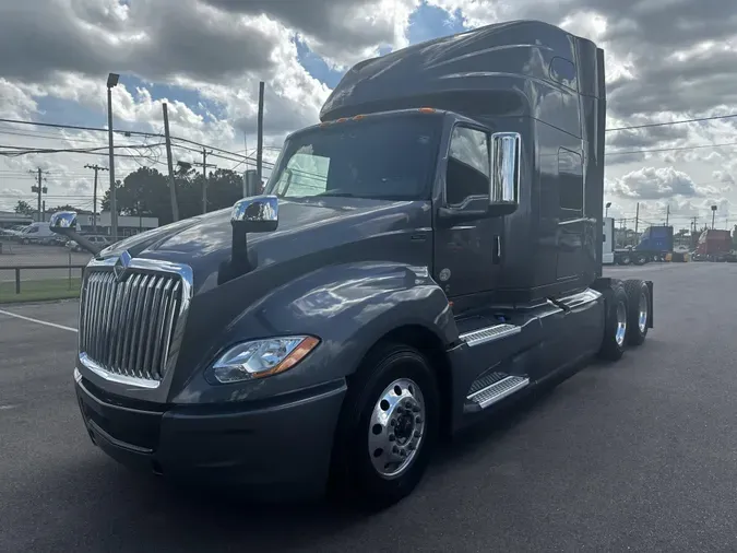 2019 International LT625