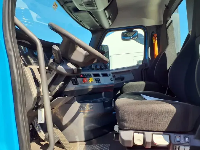 2019 FREIGHTLINER NEW CASCADIA PX12664