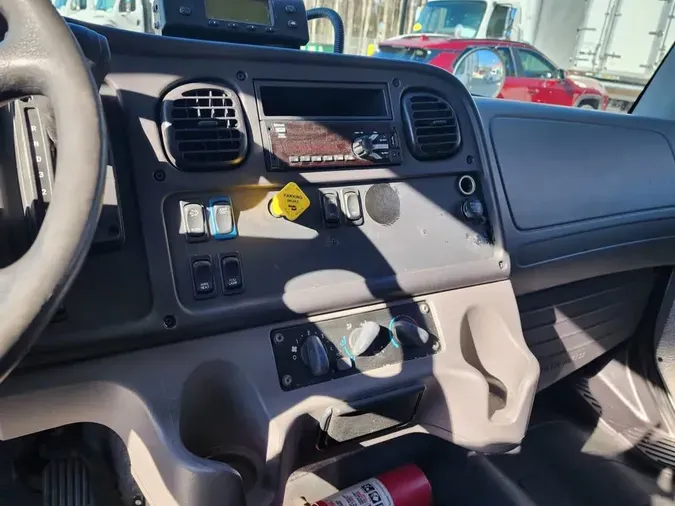 2020 FREIGHTLINER/MERCEDES M2 106e282b5e26b67a3e23e593cf970a0567e