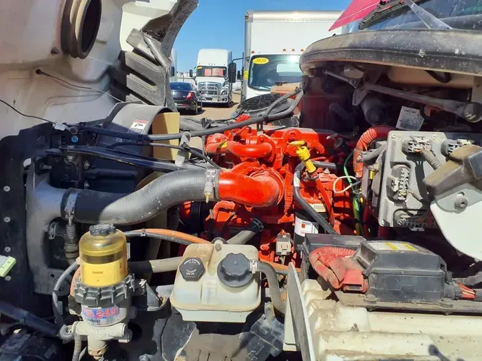 2018 FREIGHTLINER M2 106