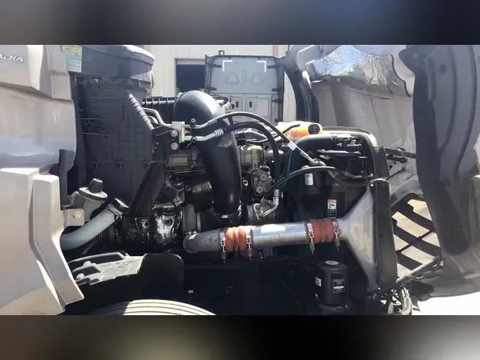 2025 Freightliner Cascadia 126e286affd2a65194ef537cc3237d3730a