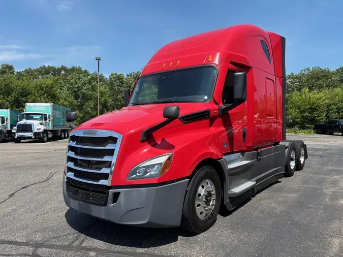2022 Freightliner New Cascadia