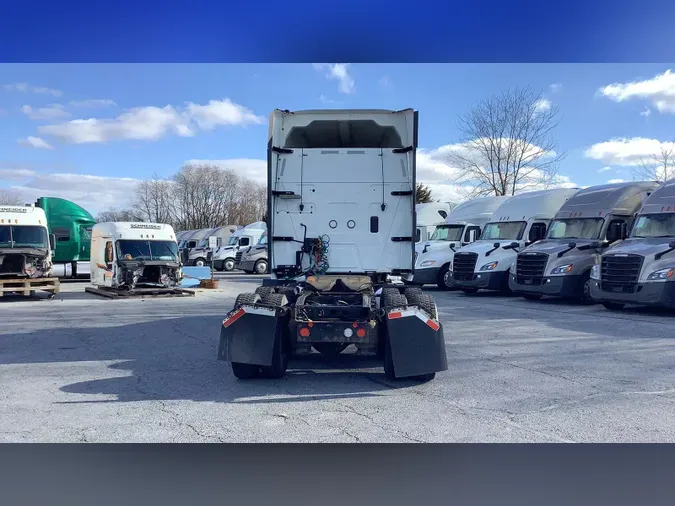 2020 International LTe2883c6a17724044dc3f0660dd7235cf